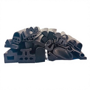 Tira de Sellado de <span class=keywords><strong>Goma</strong></span> EPDM para Puertas y Ventanas de <span class=keywords><strong>Aluminio</strong></span> y UPVC, Impermeable y Resistente a la Intemperie - Product Image 2