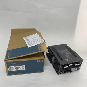 มอเตอร์เซอร์โว AC ของมิตซูบิชิ รุ่น MR-J4-200B-RJ020 ของแท้ 100% ใหม่เอี่ยม - Product Image 1