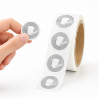 Autocollants NFC intelligents et durables en PET NTAG213 215 216 anti-contrefaçon RFID pour la gestion des stocks et les paiements mobiles
