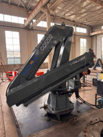 Grue hydraulique articulée robuste pour navires de dragage, bateaux polyvalents et services de levage portuaire