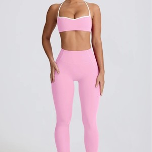 Ensemble de yoga 2 pièces effet seconde peau respirant avec soutien-gorge et <span class=keywords><strong>pantalon</strong></span> sans couture rehausseur de hanches, motif uni infroissable - Product Image 4