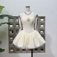 Robe Courte Élégante Sans Bretelles à Fleurs Moelleuses pour Femme, Nouvelle Collection Été 2026, Vente en Gros Usine de Haute Qualité
