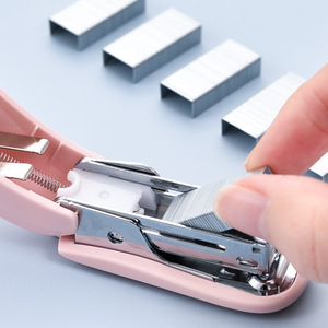 Deli Mini Stapler Set 0255 Small Portable Stapler With 640 Staples For Office School Use - Product Image 2