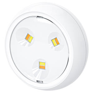 Luz LED nocturna T033-CW de 3 colores, montada en superficie, con control remoto y atenuación, para gabinetes de cocina, fácil instalación - Product Image 1