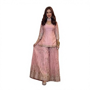 Haut en soie pure avec broderie de fils et travail Zari, manches longues, pantalon palazzo coupe Kali et dupatta de créateur assorti. - Product Image 1