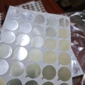 สติกเกอร์ปิดผนึกกันน้ำแบบมีกาวในตัว ขนาดสั่งทำได้ 500 ชิ้น สำหรับขวดพลาสติก เครื่องสำอาง และหลอดบีบ - Product Image 3