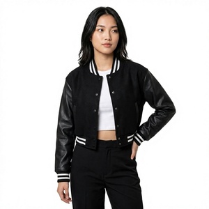 Veste universitaire en laine rouge personnalisée unisexe avec manches en cuir, veste de baseball classique avec logo brodé, veste bomber - Product Image 2