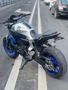Motocicleta de Calle <span class=keywords><strong>Yamaha</strong></span> <span class=keywords><strong>MT</strong></span>-<span class=keywords><strong>07</strong></span> 700 de 689cc, Bicilíndrica en Paralelo, Refrigerada por Líquido, de Alto Rendimiento, a Gasolina, Velocidad Máxima >80km/h - Product Image 6