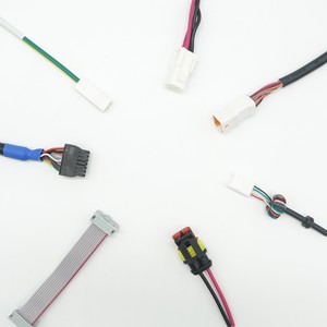 OEM/ODM 맞춤형 JST TE Molex 2-12핀 1.5mm 피치 구리심 IP66 와이어 하네스 (컴퓨터 및 전자 제품용) - Product Image 1