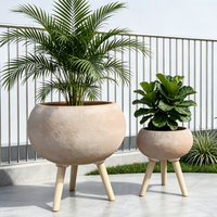 Ensemble de 2 jardinières modernes en fibre de verre avec pieds surélevés, pot de fleurs décoratif pour extérieur, jardin, patio et maison