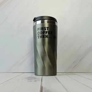 Ramah lingkungan 16oz Mug kopi bawah tidak beraturan Label pribadi Mug Travel Logo kustom Tumbler kopi baja tahan karat