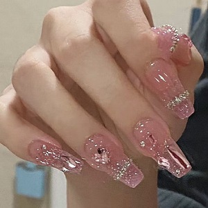 Lot de 24 faux ongles tendance en gros – Nouveauté, vente chaude, ensemble d'ongles artificiels OEM ODM, plusieurs couleurs, amande, stiletto, papillon, ABS - Product Image 6