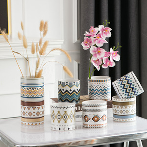 Maceta de Cerámica Nórdica Personalizada, Duradera, Ahorradora de Agua, con Diseño de Flores, Moderna, para Phalaenopsis, Creativa, con Rayas Verdes - Product Image 3