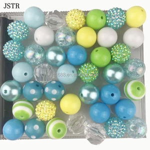 Venta al por mayor Rosa estilo navideño mezclado 20mm Bubblegum Beads para la fabricación de joyas collar acrílico cuentas redondas Accesorios - Product Image 2