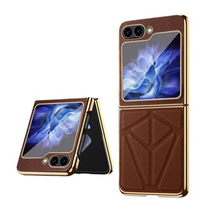   นำเสนอเคสโทรศัพท์แบบพับได้ กันกระแทก และกันลื่น สำหรับ Samsung Flip 6 ออกแบบมาเพื่อป้องกันการตกหล่นและ - Product Image 5