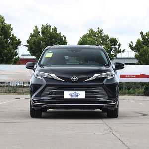 Toyota <span class=keywords><strong>Sienna</strong></span> 2027 2.5L <span class=keywords><strong>Hybride</strong></span> 2WD Premium Luxe MPV de taille moyenne à grande Transmission E-CVT 5 Portes 7 Places - Product Image 2