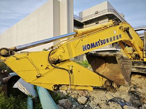 รถขุดโคมัตสึ รุ่นปี 2023 มือสองแท้ รุ่น 400 400-8 PC400-8 PC400-8R จากญี่ปุ่น รถขุดโบราณ PC 400-8 400-7 450-8 โคมัตสึ Pc400 - Product Image 5