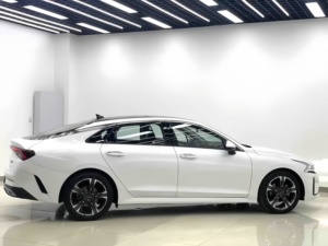 Sedán K5 <span class=keywords><strong>GT</strong></span> Line 2.0T <span class=keywords><strong>Turbo</strong></span> Automático de 5 Plazas, <span class=keywords><strong>Segunda</strong></span> <span class=keywords><strong>Mano</strong></span>, 2021, Volante a la Izquierda, Buen Estado, Listo para Enviar - Product Image 3