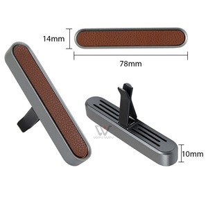 Klip ventilasi mobil logam <span class=keywords><strong>Premium</strong></span> dengan kulit Logo kustom parfum mobil tahan lama wangi kuat - Product Image 2