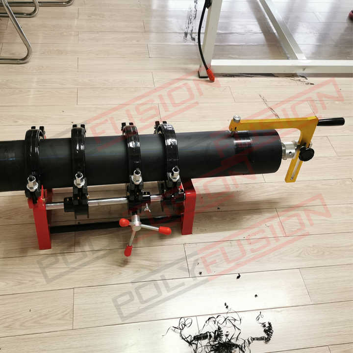 315mm 12 인치 폴리에틸렌 플라스틱 스크레이퍼 파이프 스크레이퍼 다른 손 도구