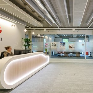 Mostrador de recepción de forma ovalada de Material de superficie sólida blanca Mostrador de <span class=keywords><strong>recepcionista</strong></span> de oficina de Grado Superior desde el escritorio para 3 personas - Product Image 6