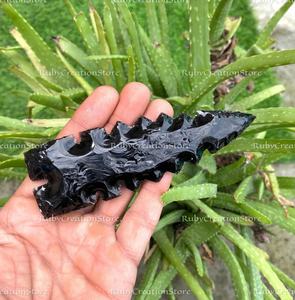 Exclusivo Juego de Cuchillos con Punta de Flecha de Obsidiana Negra Tallados a Mano - Cuchillas de Cristal para Sanación Ritual, Cuchillo de Piedra para Exhibición Espiritual - Product Image 5