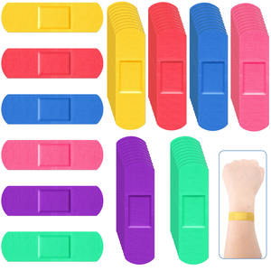 Kit di sopravvivenza con cerotti: Cerotti in cotone idrocolloidali personalizzati a forma di bacio, comodi e di design. - Product Image 4