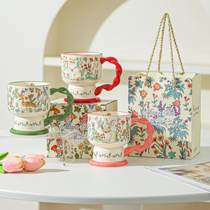 Tasse en céramique florale créative, tasse à café exquise de grande valeur, cadeau d'anniversaire parfait pour les femmes ou les meilleures amies - Product Image 1