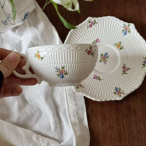 <span class=keywords><strong>Assiette</strong></span> et bol en céramique d'usine Assiettes à dessert Assiettes à dîner en porcelaine imprimée de fleurs blanches Vaisselle de restaurant Vaisselle - Product Image 5