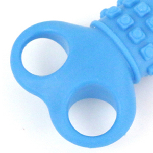 Jouet interactif et de mouvement pour animaux de compagnie en caoutchouc dur à quatre trous de 12 cm - Product Image 5