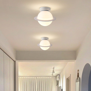 Plafonnier minimaliste moderne nordique planète de conception créative pour l'éclairage de balcon de couloir de porche pour la pièce moderne - Product Image 4