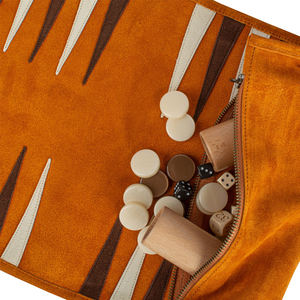 ชุดแบ็คแกมมอนหนังเทียมคุณภาพสูงดีไซน์ใหม่พร้อมพื้นผิวการเล่นแบบสัมผัสนุ่มและอุปกรณ์เสริมที่ครบครัน - Product Image 4