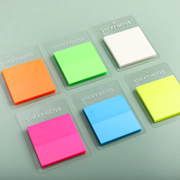 مذكرة لاصقة شفافة ملونة بتصميم مخصص بسعر المصنع MOQ منخفضة مذكرة ذاتية اللصق للمقالب