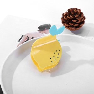 กิ๊บติดผมอะซิติกแอซิดรูปผลไม้สดขนาดเล็กสำหรับผู้หญิง และกิ๊บหนีบผมทรงฉลามสุดอินเทรนด์ - Product Image 2