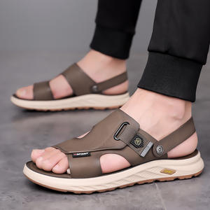 Sandales d'été pour hommes 2026 |   Chaussons légers à double usage pour la conduite, antidérapants, à semelle souple, polyvalents, décontractés, pour la plage - Product Image 1