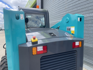 Sunward SWTL3220 Nueva Minicargadora de 74 HP con Motor, Cilindro Hidráulico y Opciones de Cargadora de Orugas/Ruedas - Product Image 6