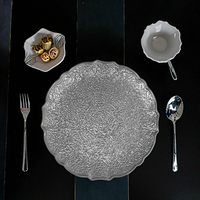 Assiettes de Présentation Convexes en PP de 13 Pouces, Design Personnalisé Pigmenté, Idéales pour Mariages et Fêtes - Lot de 50 Pièces - Vente Flash