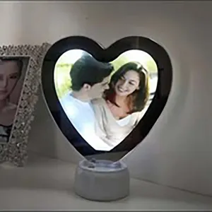 ABS UBS carga boda niños personal LED luz regalo hogar en forma de corazón espejo mágico marco de fotos