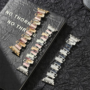 <span class=keywords><strong>Bracelet</strong></span> de montre à breloque en métal de mode de luxe pour <span class=keywords><strong>Apple</strong></span> <span class=keywords><strong>Watch</strong></span> 9 8 <span class=keywords><strong>7</strong></span> 6 5 4 Series Girls <span class=keywords><strong>Bracelet</strong></span> - Product Image 1