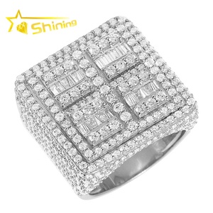 แหวน <span class=keywords><strong>Fame</strong></span> Ring รุ่นคลาสสิกสำหรับผู้ชาย ทองคำชมพู 10K ประดับเพชรทรงกลมเจียระไนแบบบริลเลียนท์ ฝังแบบ Prong-Set พร้อมใบรับรอง แหวนนิ้วก้อยสีชมพู - Product Image 3