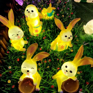 Lampe Lapin de Conteuse d'Histoires en FRP pour la Décoration Thème Personnages, Jardins, Événements Saisonniers et Scènes Extérieures Créatives - Product Image 1