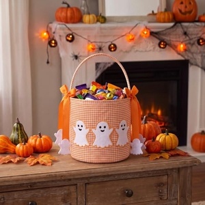 Cestas de Halloween Personalizadas con Volantes y Nombre Personalizado, Bolsas de Lona a Cuadros para Dulces, Cestas de Calabazas Bordadas Coloridas - Product Image 2