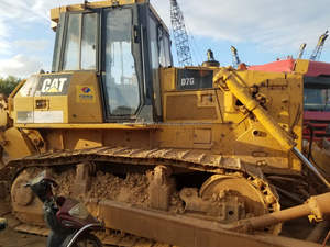 รถ D7G ดินตีนตะขาบมือสองสภาพดีสำหรับการก่อสร้าง - Product Image 3