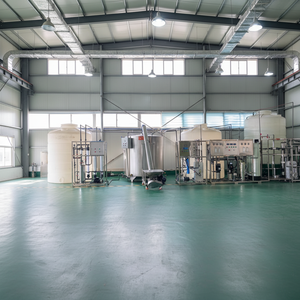 Machine de fabrication de DEF avec systèmes de <span class=keywords><strong>traitement</strong></span> de l'eau, de mélange, de purification, de filtration, de stockage, de remplissage et de contrôle - Product Image 1