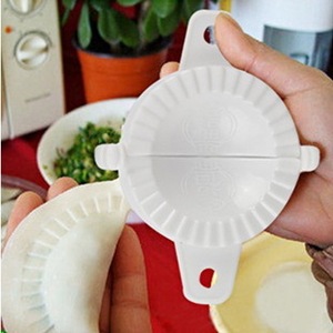 Dumpling Maker Plastic 7Cm Manual <b>Mold</b> For Kitchen Household Use - Product Image 5