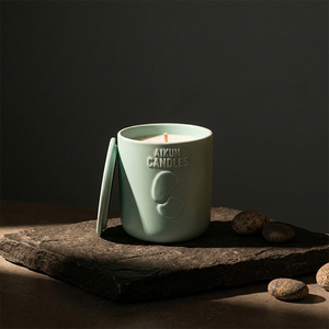 AIKUN <span class=keywords><strong>Bougie</strong></span> <span class=keywords><strong>Parfumée</strong></span> en Pot Céramique Grande Vente, Bougies à Marque Privée et Logo, <span class=keywords><strong>Bougie</strong></span> <span class=keywords><strong>Parfumée</strong></span> Élégante Luxe Gaufrée en Cire de Soja <span class=keywords><strong>Naturelle</strong></span> - Product Image 6