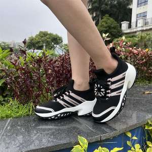 Роскошные зимние женские кроссовки на шнуровке из сетчатого трикотажа с ремешком на пряжке-бриллианте, на толстой подошве, в японско-корейском стиле, с сетчатым верхом - Product Image 1