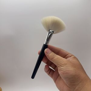 Brocha Aplicadora de Mascarilla <span class=keywords><strong>Facial</strong></span> de Pelo de Cabra Blanco Súper Suave con Logotipo Personalizado, para Tratamiento de <span class=keywords><strong>Peeling</strong></span> con Ácido Glicólico - Product Image 1