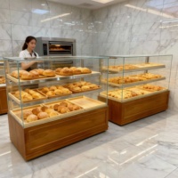 Kommerzielle Gebäckvitrine mit LED-Beleuchtung Umweltfreundliche & Langlebige Glaskonstruktion für Bäckerei- und Café-Theken
