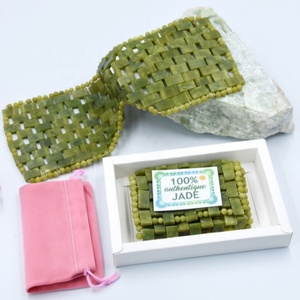 Maschera per Occhi in Pietra Naturale Intrecciata a Mano per Terapia Fredda, Sollievo da Occhiaie e Gonfiore, Massaggio Facciale e Benessere per il Sonno - Product Image 1